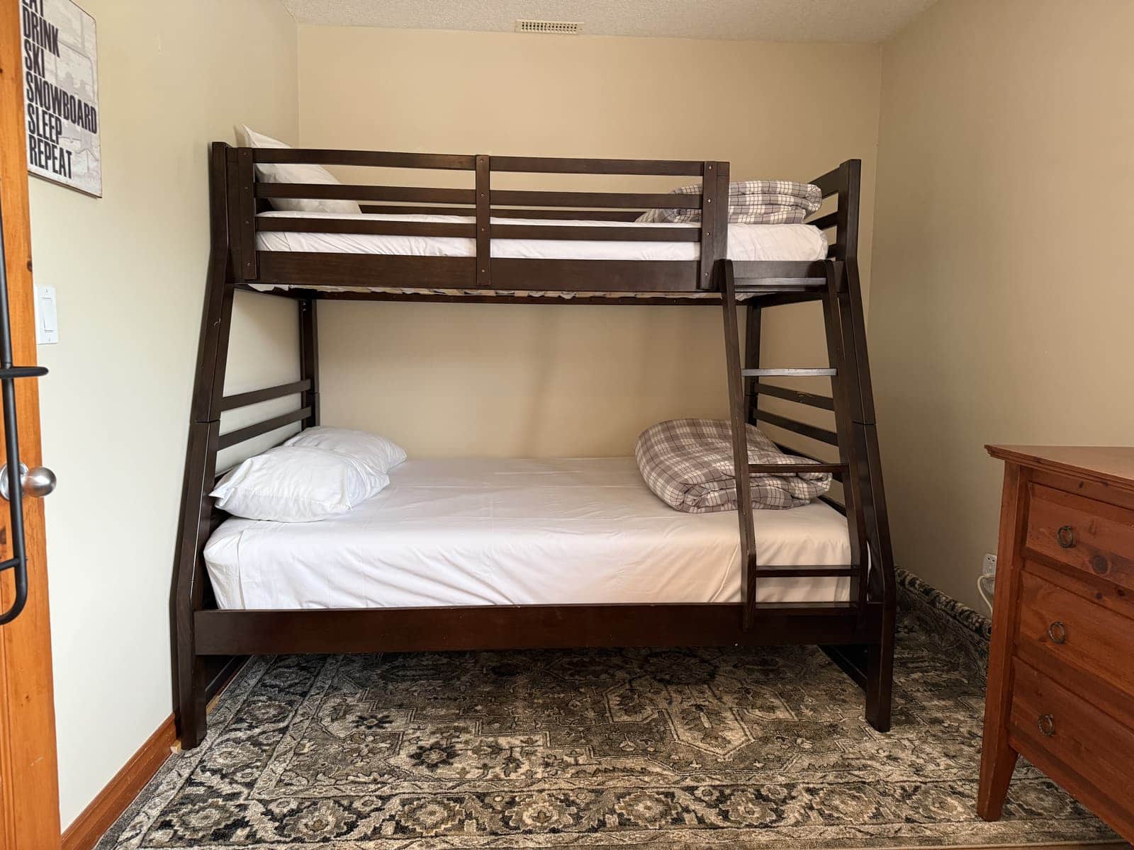 Bunk room sleeping layout in Timberline Village #24 vacation rental at Sun Peaks, British Columbia, Canada