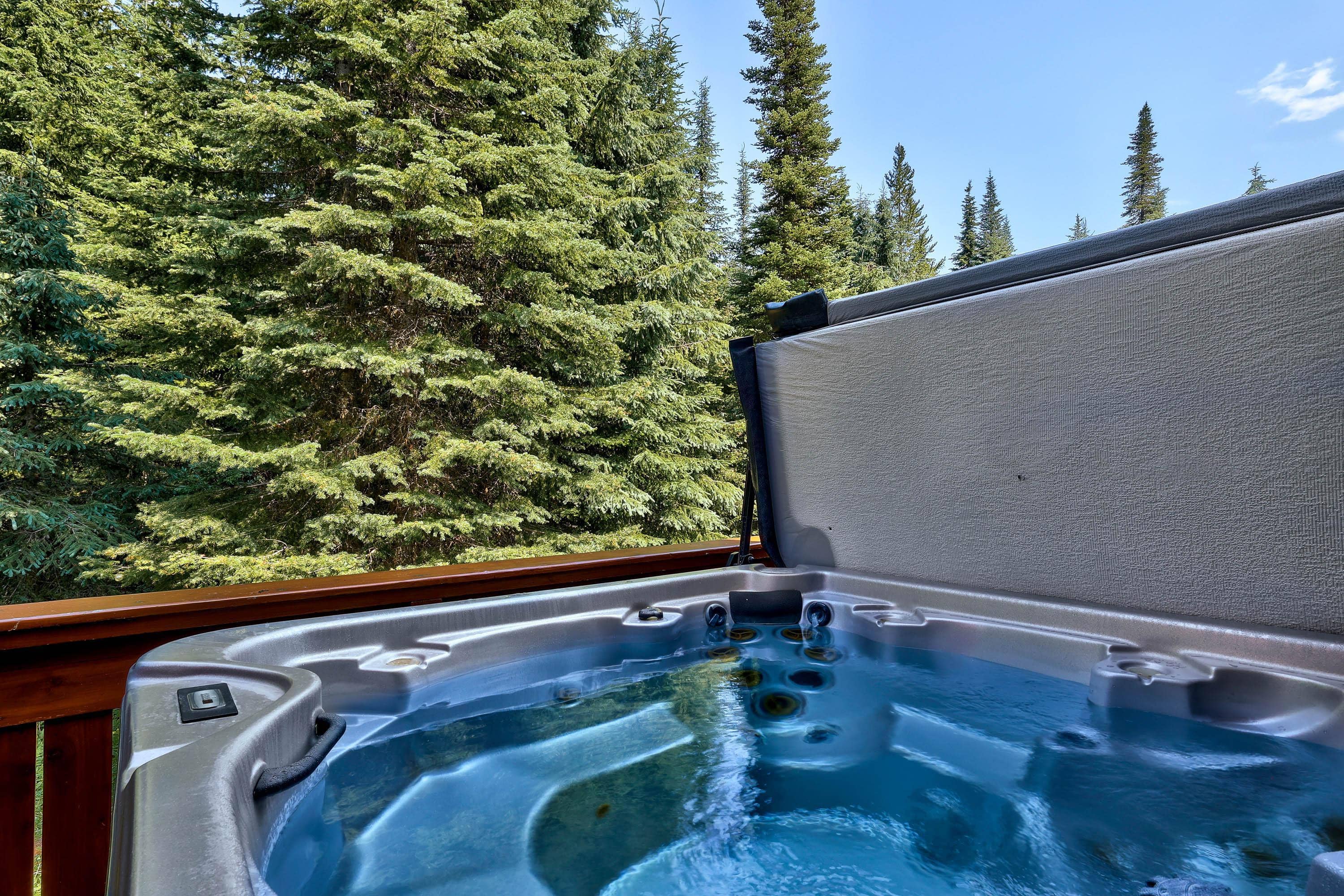 Timberline 24 townhome interior — Sun Peaks, BC